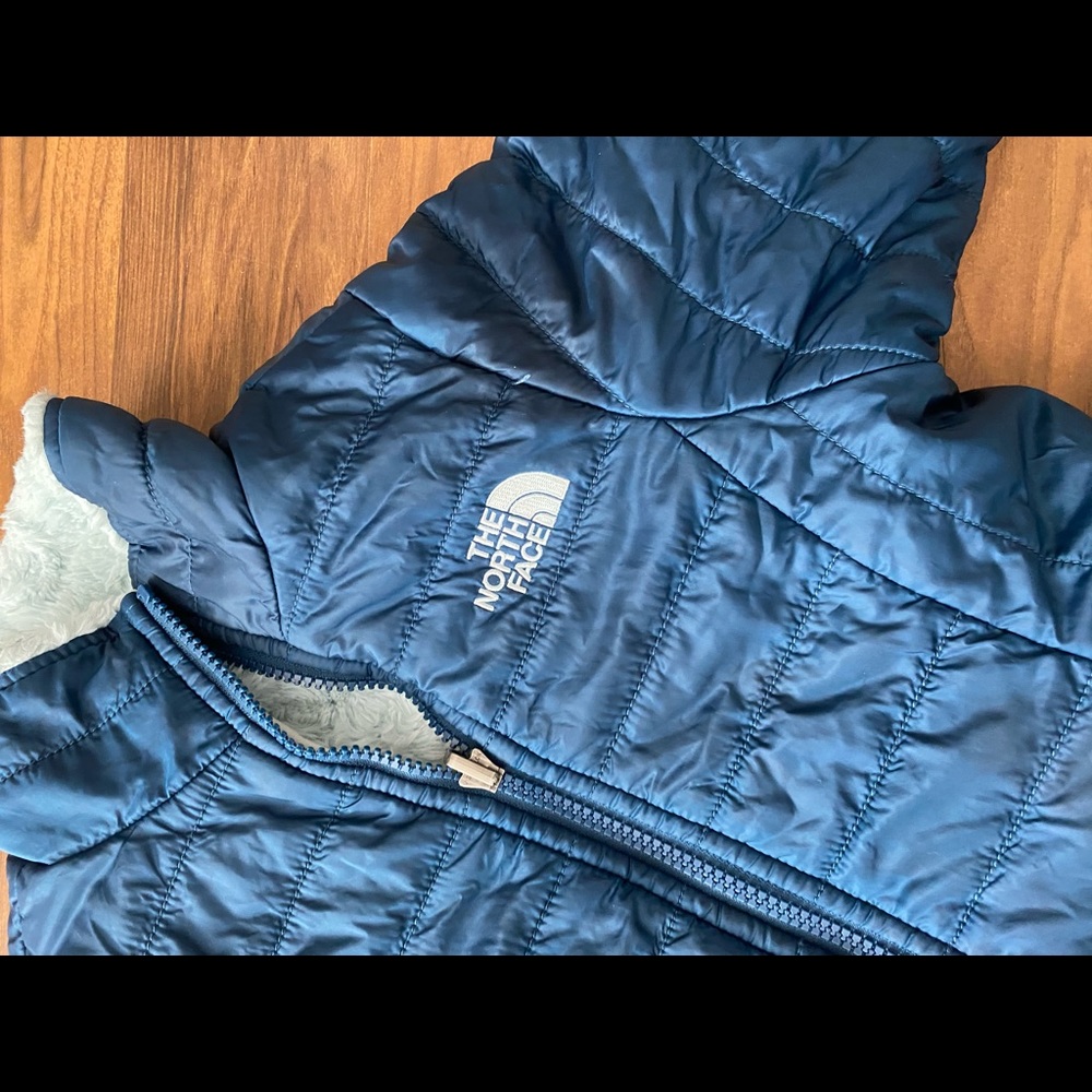 Small North Face Reversible Light Blue/Dark Blue